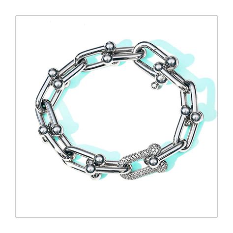 How to Choose the Perfect Tiffany Bracelet in Bal Harbour
